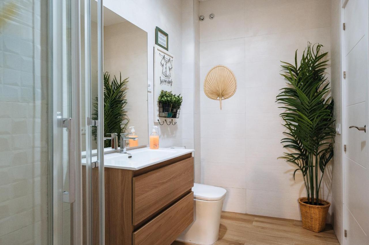 Divi Apartments Martinez Montanes إشبيلية المظهر الخارجي الصورة