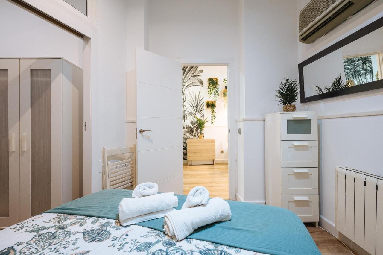 Divi Apartments Martinez Montanes إشبيلية المظهر الخارجي الصورة