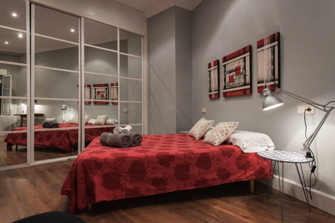 Divi Apartments Martinez Montanes إشبيلية المظهر الخارجي الصورة